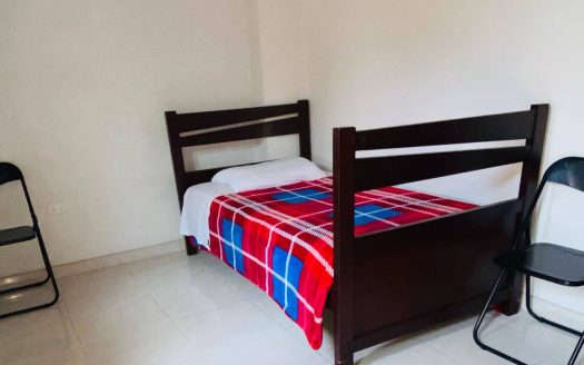 ALOJAMIENTO UNIVERSITARIO EN BARRIO EL CABLE