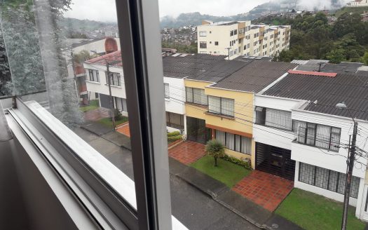 VIVIENDA FAMILIAR ESTUDIANTE UNIVERSITARIA