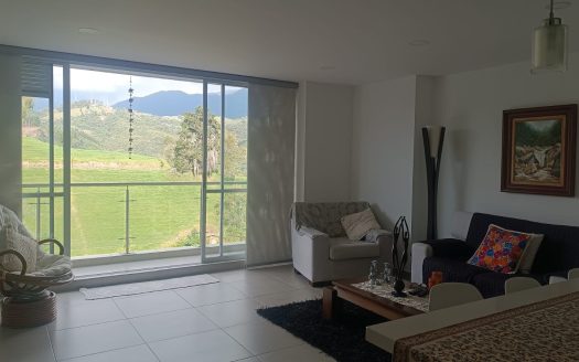 HERMOSO APARTAMENTO AMOBLADO EN MANIZALES