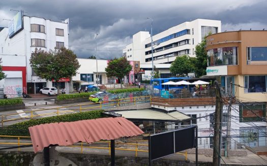 Cuarto amoblado Barrio la Estrella